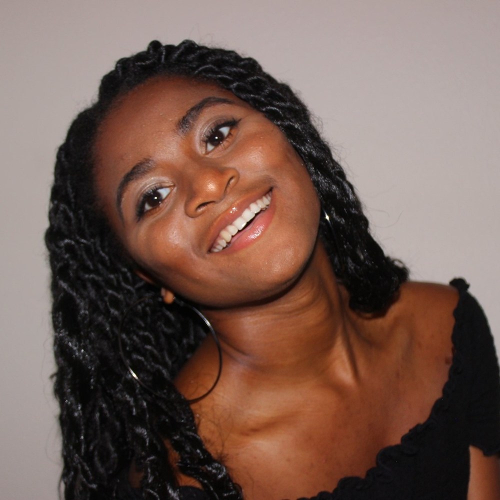 Meet your Posher, Kalia
